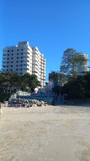 Apto Praia Do Tombo Guaruja Exterior photo